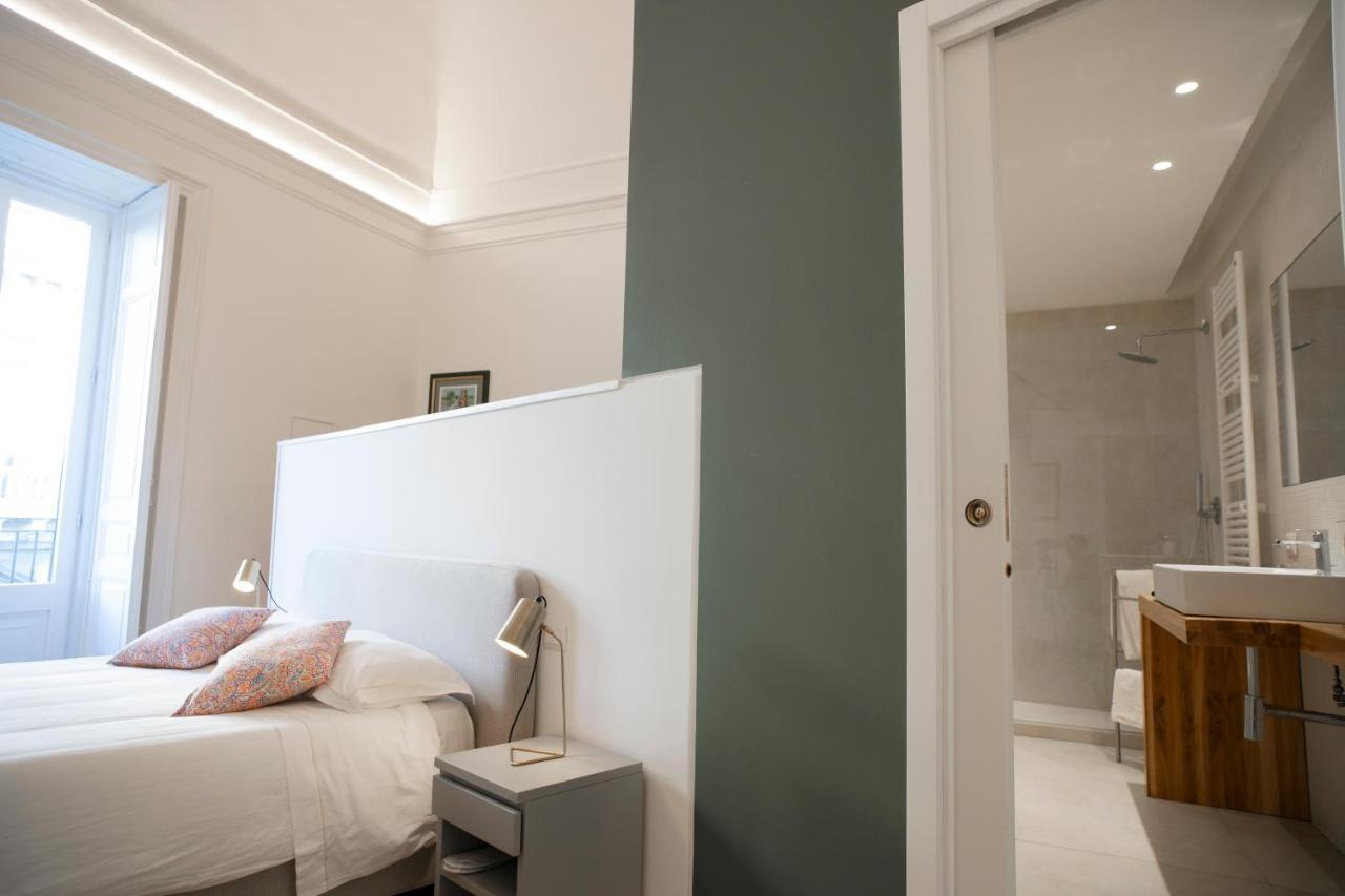 Teatro Suites Rooms Катания Экстерьер фото