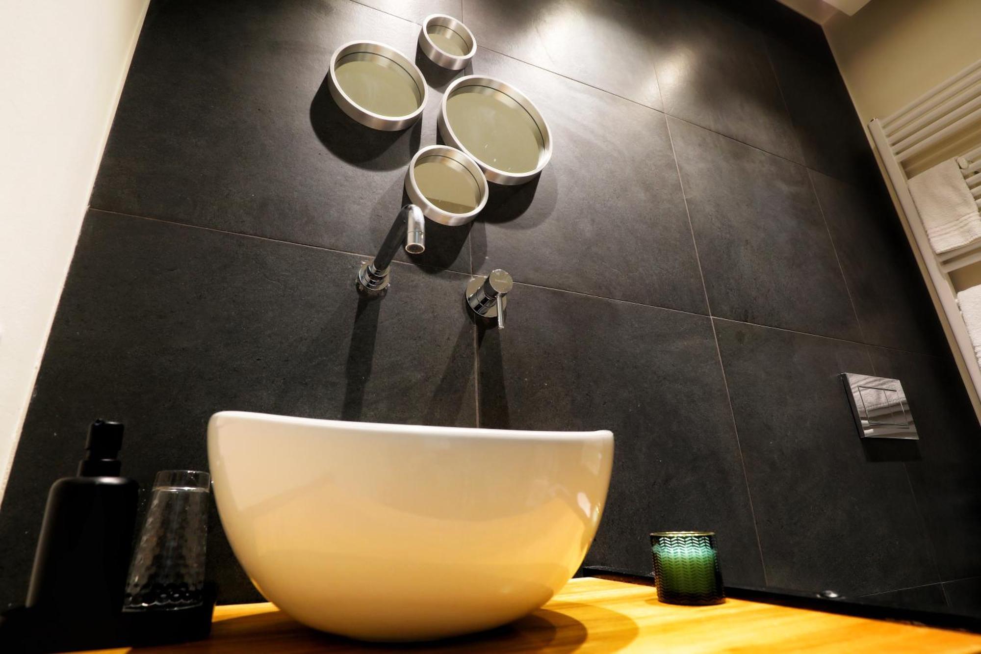 Teatro Suites Rooms Катания Экстерьер фото